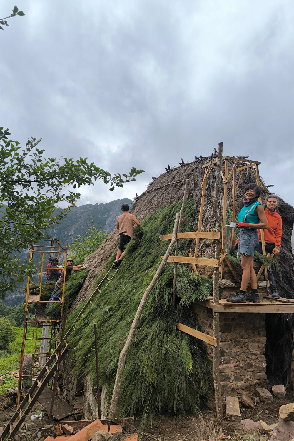taberna narciso espacio cultural en teverga
